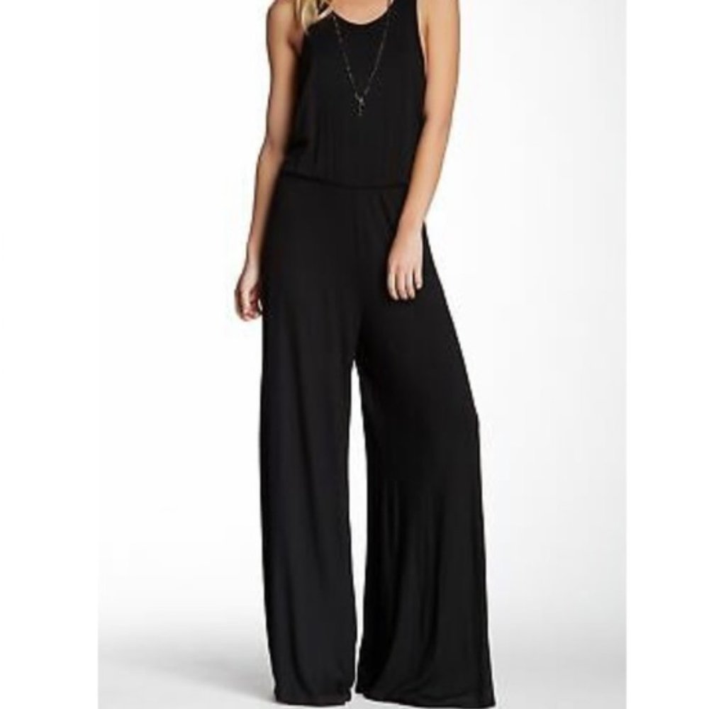 Go Couture - Keyhole black jumpsuit